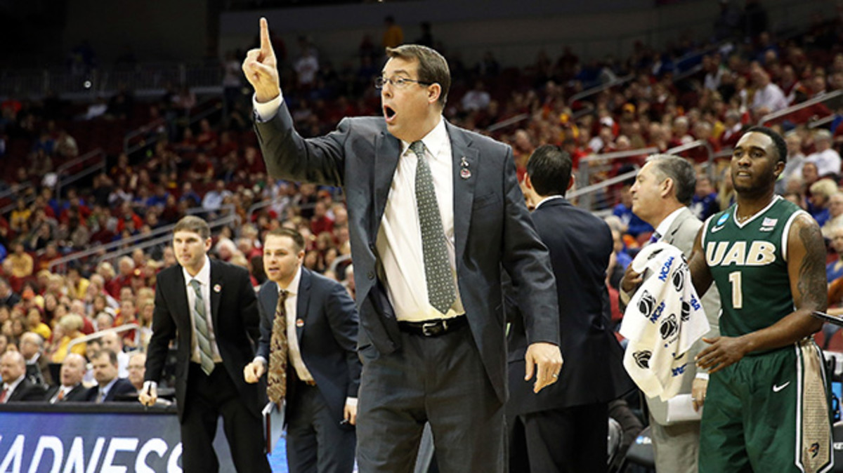 jerod-haase-uab-630-qa.jpg